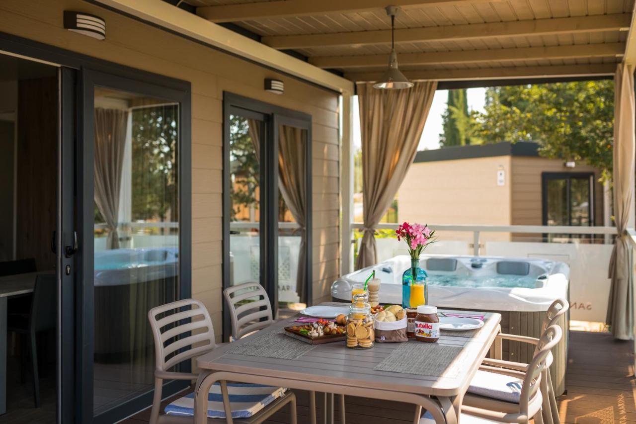 Premium Camping Homes Santa Marina, Lanterna Tar-Vabriga Exterior foto