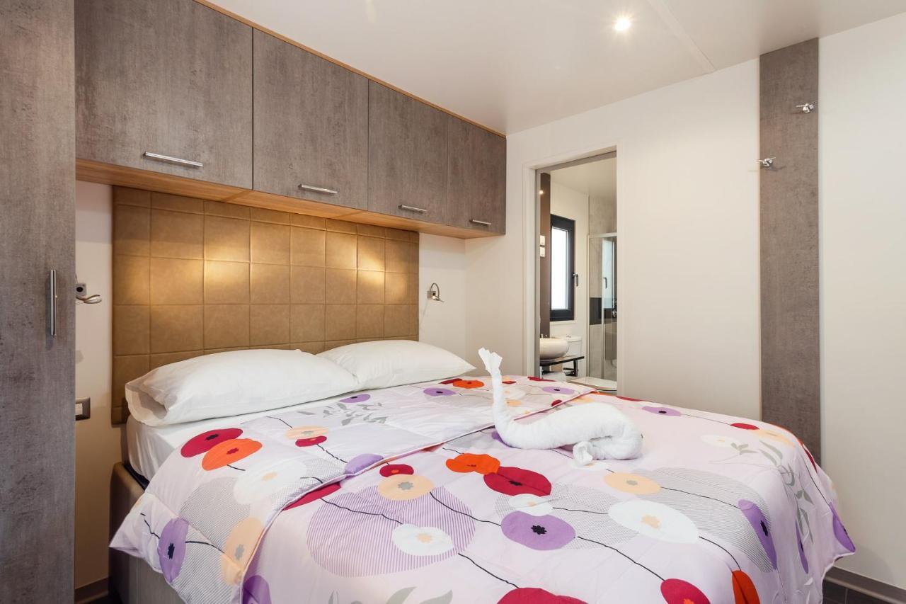 Premium Camping Homes Santa Marina, Lanterna Tar-Vabriga Exterior foto